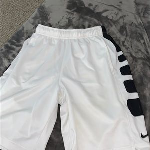 Don’t fit me or my brother in great condition